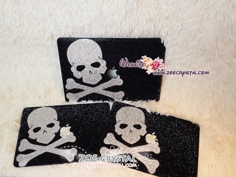 Bling and Stylish MACBOOK Pro / Air / Retina  Black Crystal CASE with Skull