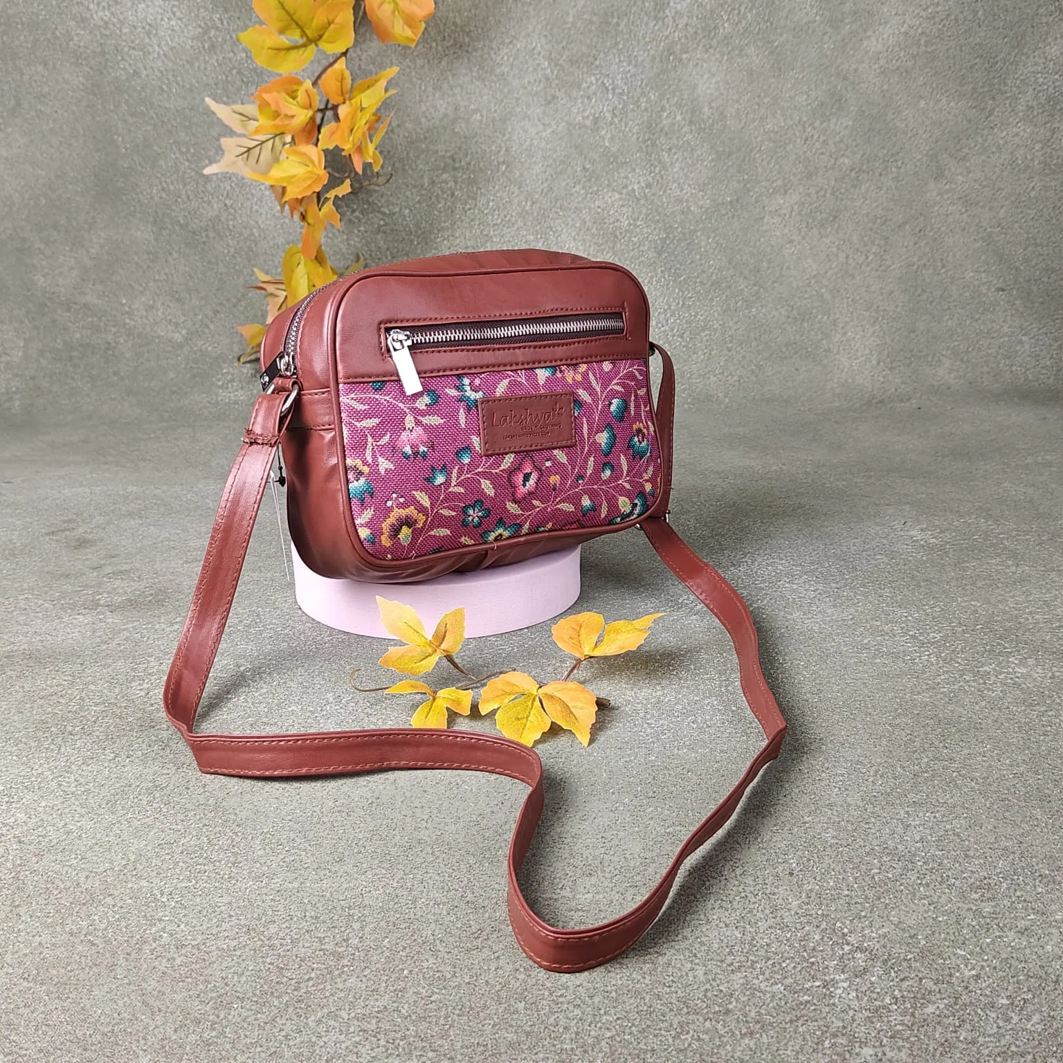 Book Sling Suzaani Prints Design