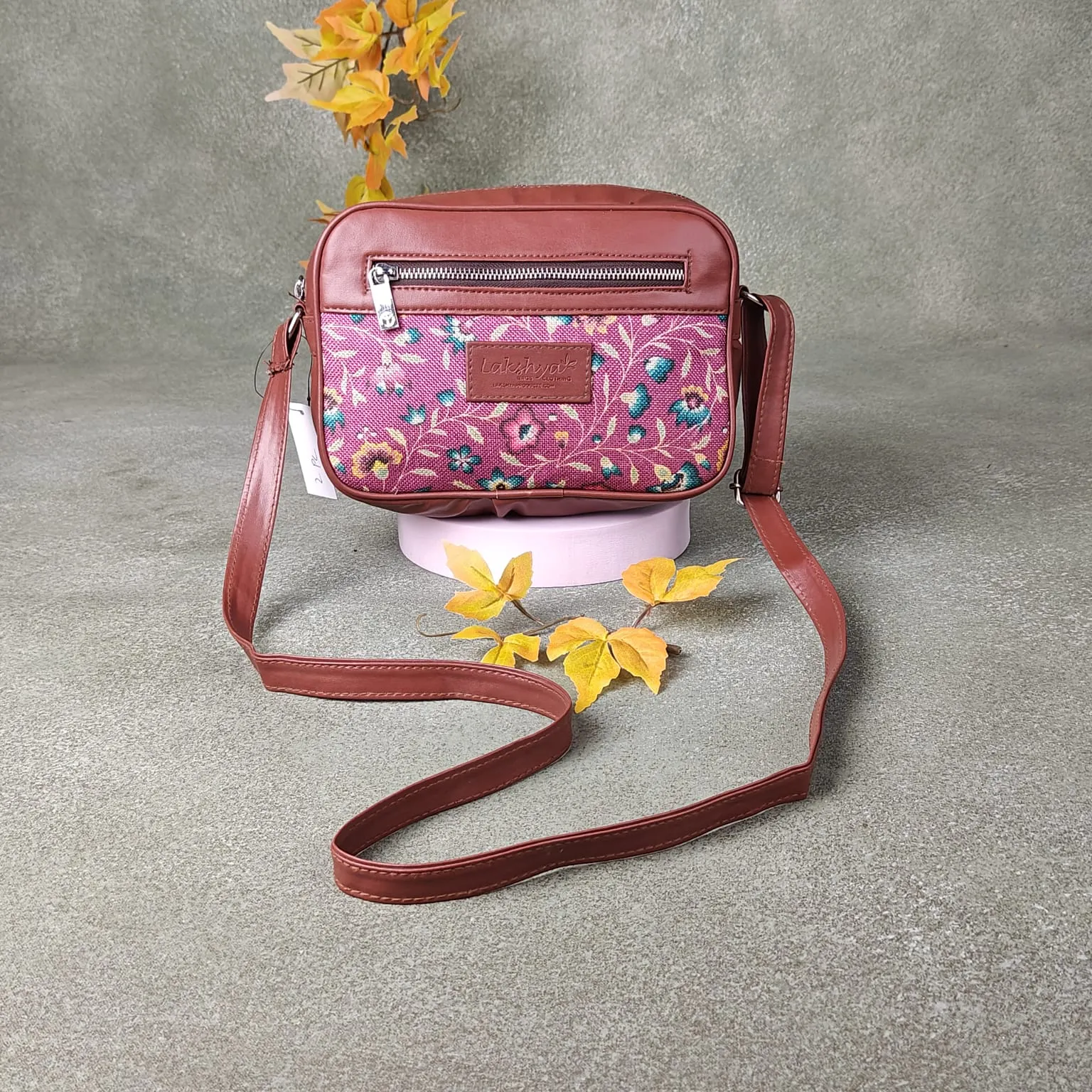 Book Sling Suzaani Prints Design