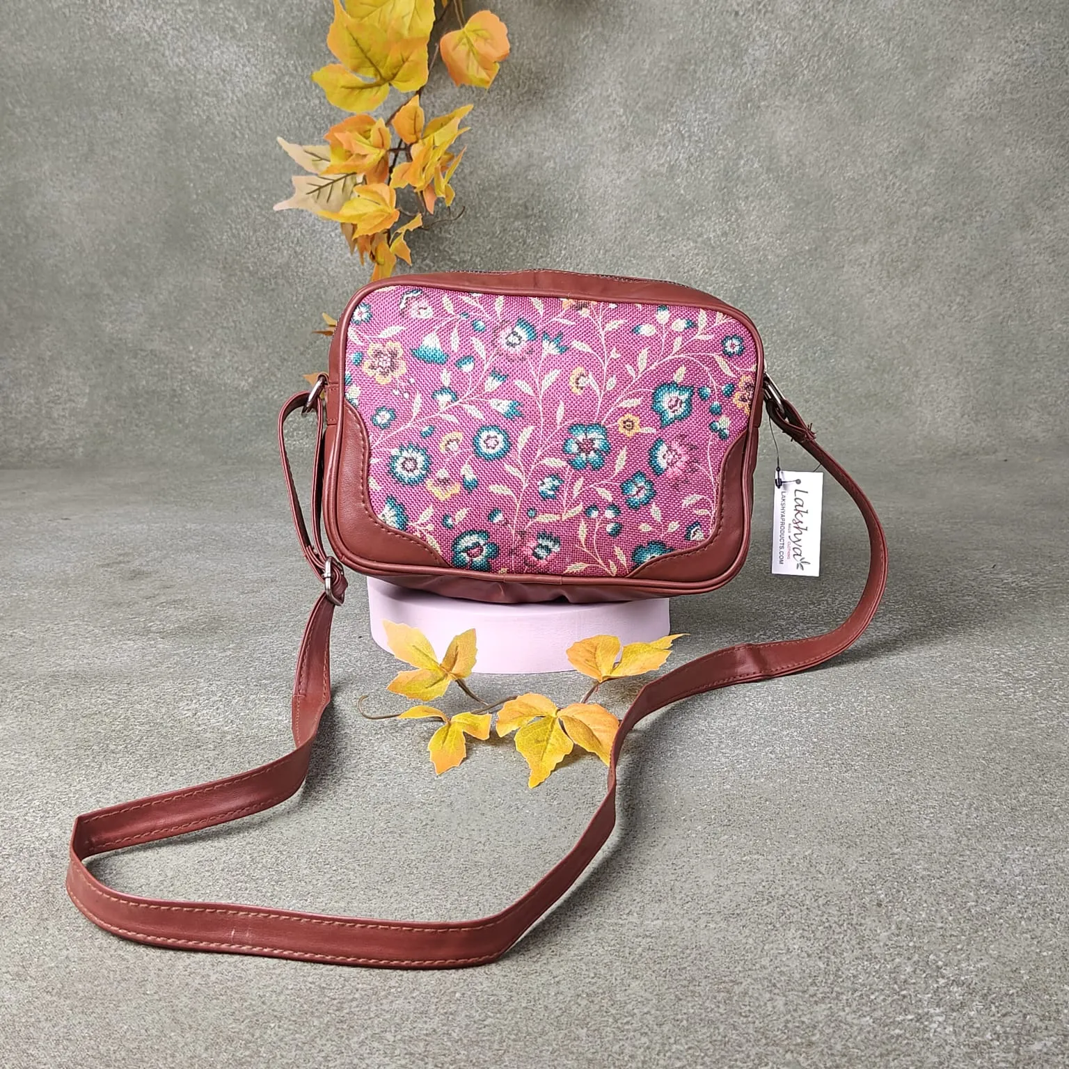 Book Sling Suzaani Prints Design