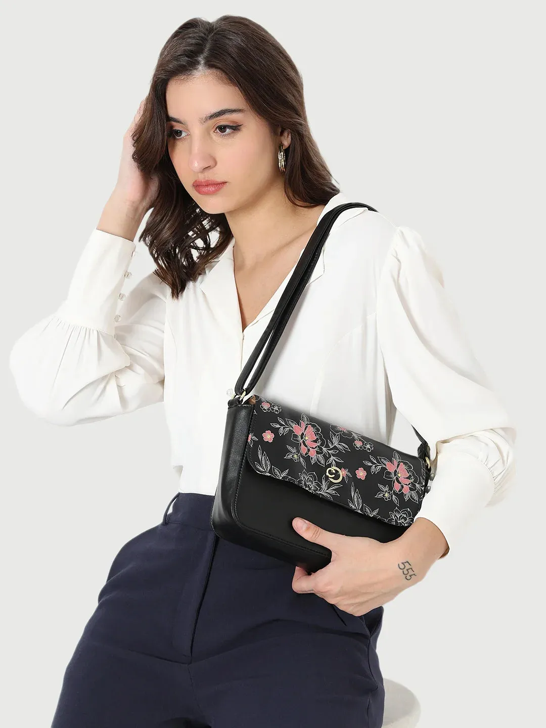 Caprese Snow Sling Small Printed Women'S Handbag Black