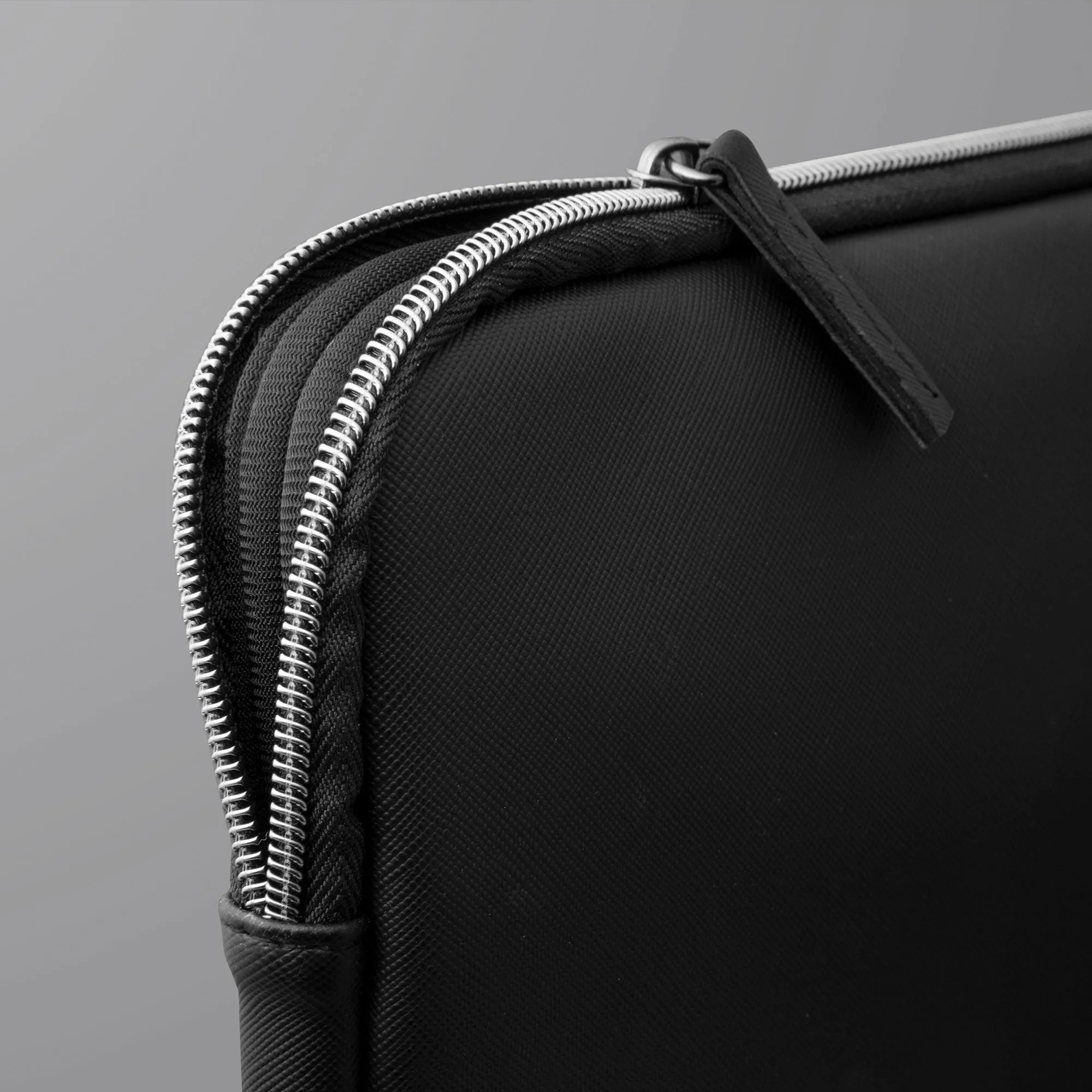 PRESTIGE Protective Sleeve for 14-inch Laptop
