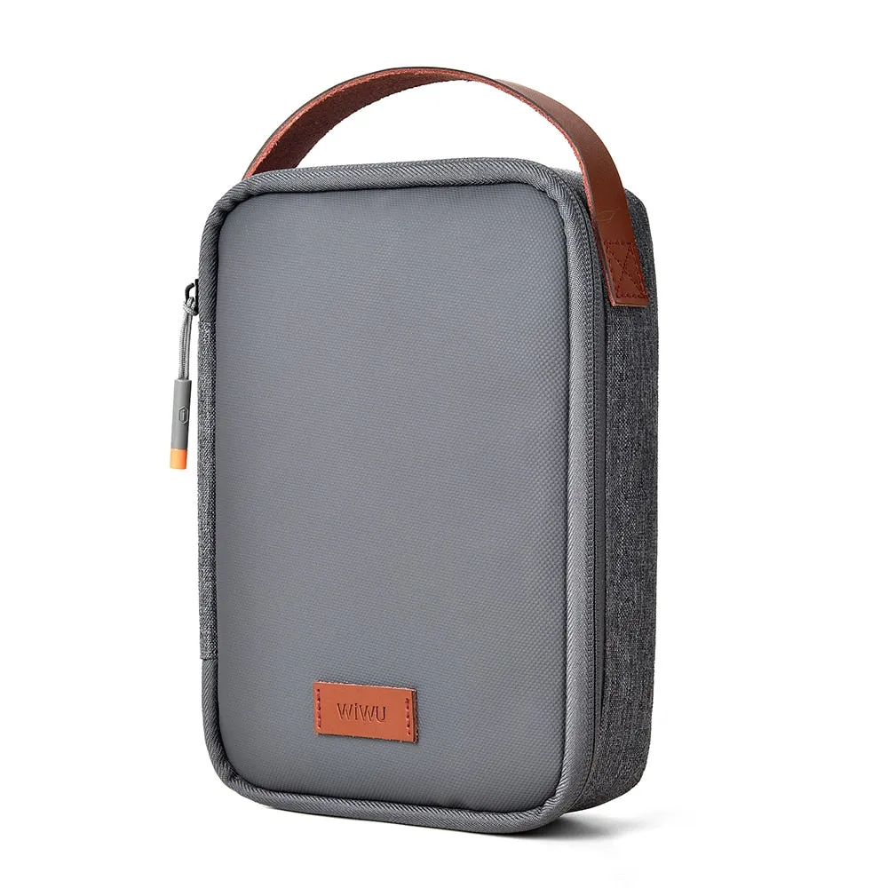 Tech Accessory Organizer: Travel in Style