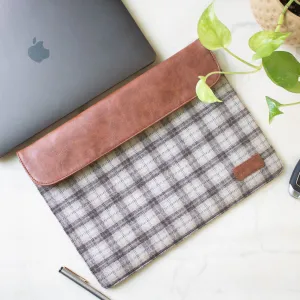 Zeus Macbook Sleeve / Laptop Sleeve (Greige Twill)